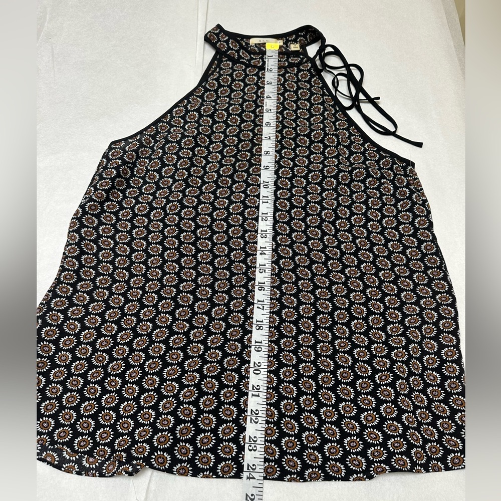 🌼A.L.C. Black w/Floral Print Silk Tie-Neck Sleeveless Blouse/Top 🌼 - Picture 4 of 9
